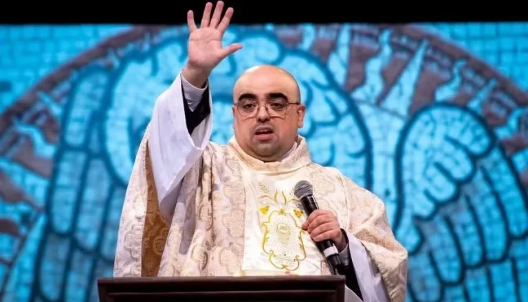 Padre de Osasco é um dos 37 indiciados em inquérito sobre tentativa de golpe; ele é citado como integrante do núcleo jurídico do esquema