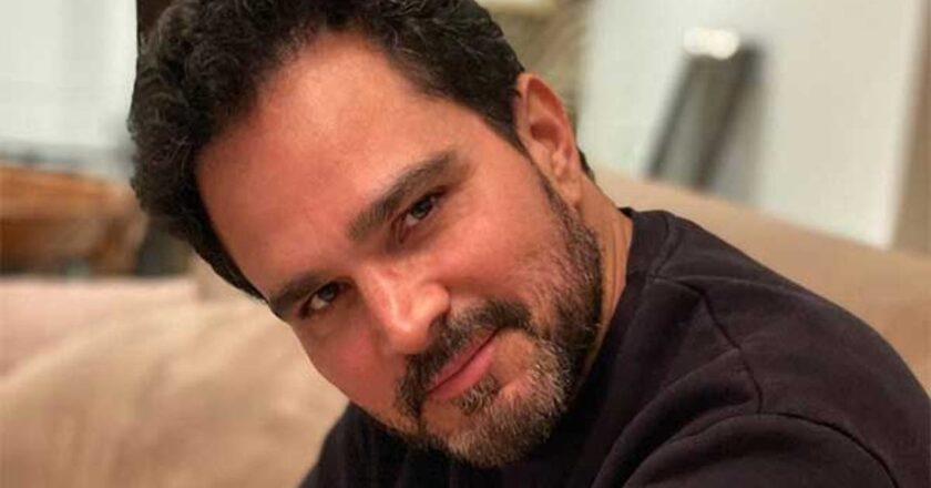 Irmão de Zezé Di Camargo, aos 53 anos, se entrega à música gospel e conquista mansão de alto padrão