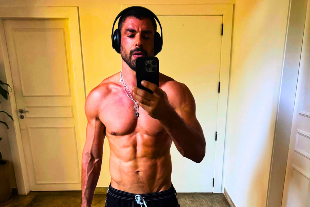 Cauã Reymond revela que lutou contra a falta de propósito em meio à depressão