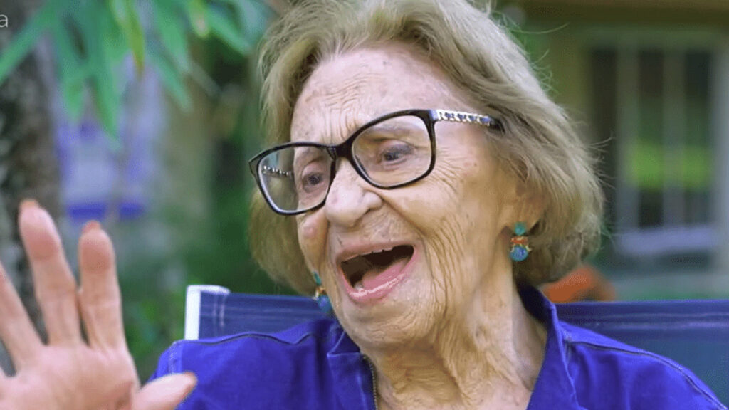Despedida carinhosa: filha compartilha momentos emocionantes de Laura Cardoso com a neta