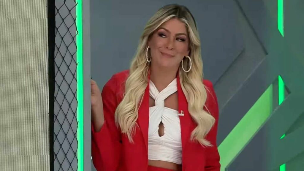 Elenco desarranjado? Queda de audiência do Jogo Aberto de Renata Fan preocupa cúpula da emissora