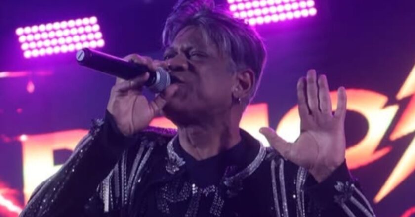 Ex-vocalista da Calcinha Preta, Rogério Valença morreu aos 55 anos sem conseguir o transplante que esperava havia meses