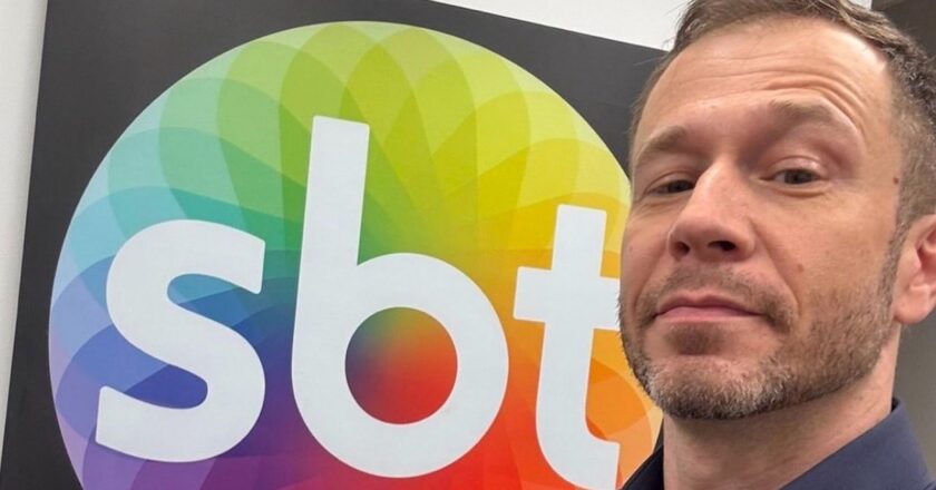 SBT mira vitória em cima de Luciano Huck e escala Tiago Leifert aos domingos