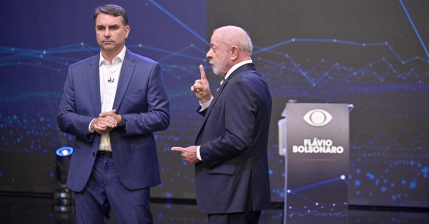 Band supera Fantástico e conquista a liderança de audiência com debate entre Lula e Bolsonaro